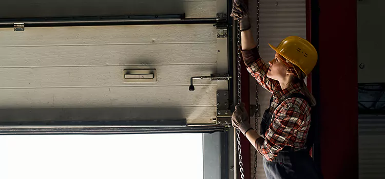 Addressing Common Garage Door Stoppage Issues in Mount Juliet, TN